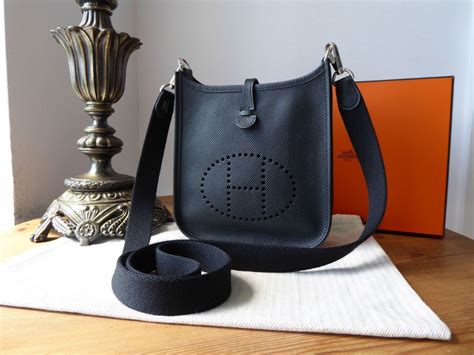 mini evelyn hermes|hermes evelyne 16 black.